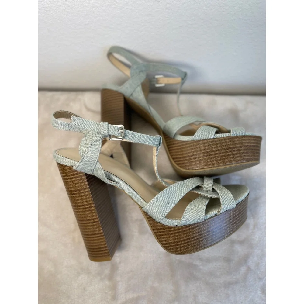 Charlotte Russe Denim Platform Sandals Light Wash Blue Strappy Block Heel Size 9